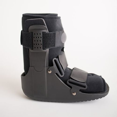 Bota ortopédica inmovilizadora corta - AB0104-130-0 series - Dr Medical - hinchable