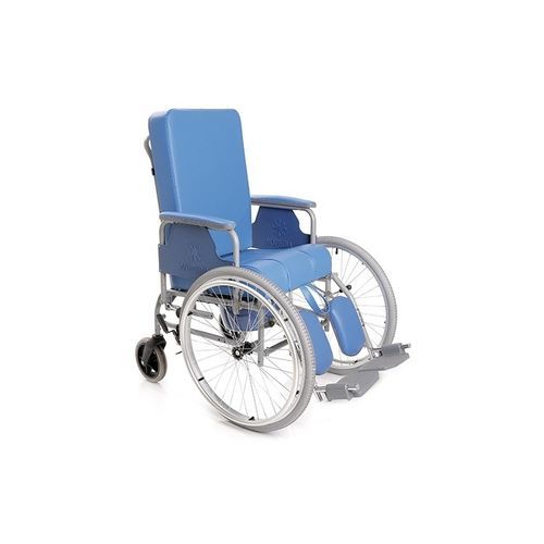 Silla con orinal con reposabrazos - Deluxe - Shanghai Haozheng Metal Products - con ruedas / con reposapiés
