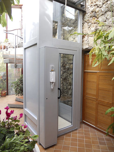 Ascensor de larga estancia - MOBILIFT - para centro de salud / para hospital