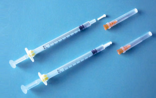 Jeringa 1 ml - S3131 - HYZMED Medical - desechable / estériles / con aguja fija