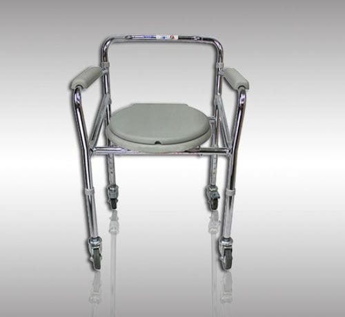 Silla con orinal para personas con movilidad reducida - 1302 - HYZMED Medical - con reposabrazos / con ruedas / plegable