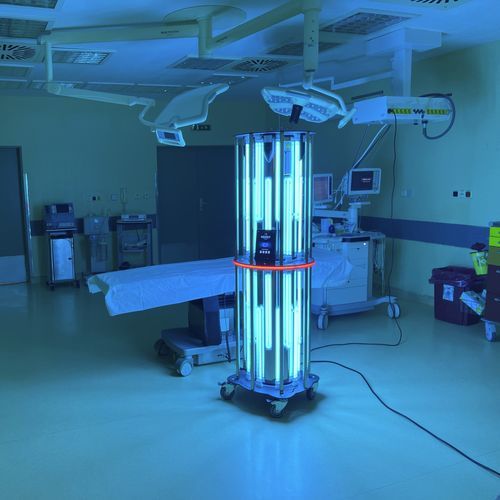 Sistema de desinfección UVC - Spectra Infinity - Grizzly Robotics - para quirófano / para hospital / móvil