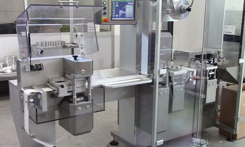 Sistema de embalaje automatizado - XP - Nuova ICS Automazione - robotizado / compacto / en blíster