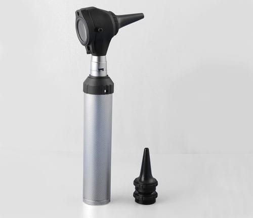 Otoscopio para adulto - MDI-06000-6000	 - Mediciveins - con espéculo