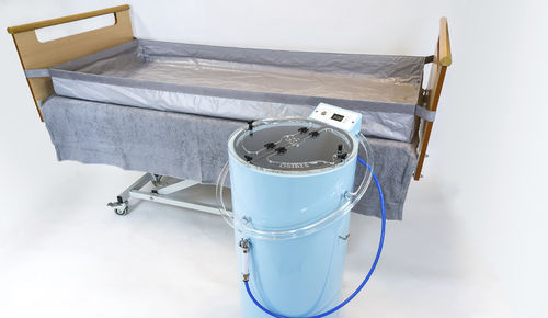 Ducha de cama móvil - OSIRIS - Synoxis - con bomba / con ruedas / tubo de aspiración