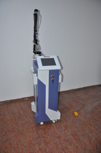 Láser de medicina estética - FemiMED Pro - Beijing LaserTell Medical - CO2 / en carro