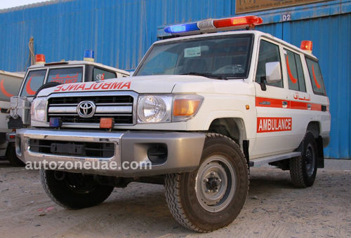 Ambulancia con oxigenoterapia - GRJ76 - AUTO ZONE ARMOR AND PROCESSING CARS L.L.C - 4x4 / mecánica