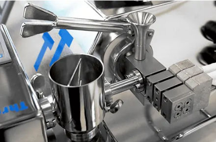 Alimentador para la industria farmacéutica - SIDE - Three-Tec GmbH - para granulados / para polvos