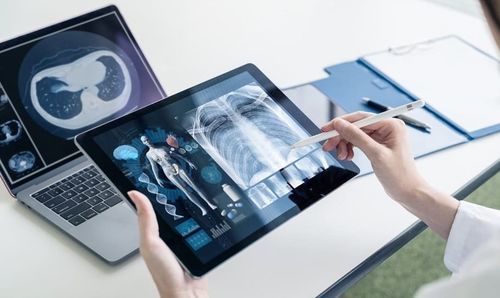 Sistema de gestión y de almacenamiento de archivo DICOM - HYDMedia G6 - Dedalus - de datos de pacientes / de trazabilidad / de intercambio