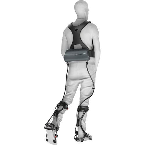 Exoesqueleto de rehabilitación para las dos piernas - Relink - Yrobot - de marcha