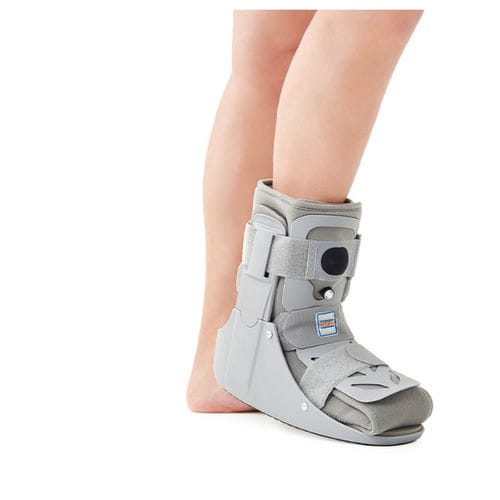 Bota ortopédica inmovilizadora corta - A100 - Dr.MED - hinchable