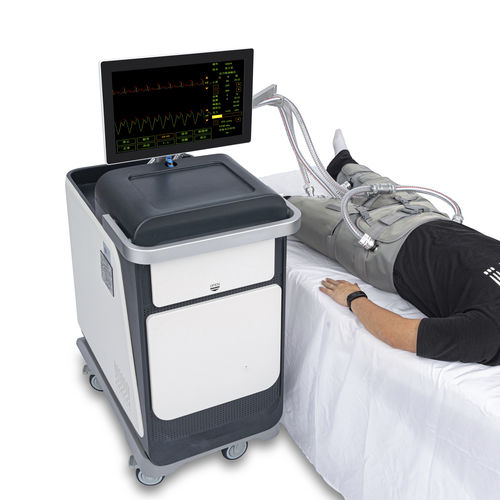 Dispositivo para terapia de contrapulsación externa mejorada para cardiopatía isquémica - OM-A-II ECP - Shanghai Goodmed Medical Device - en carro