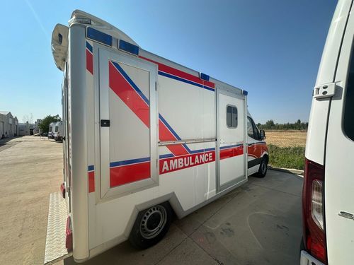 Ambulancia para cuidados intensivos - Mercedes  - ICU AUTOMOTIVE IMPORT EXPORT AND CONSULTING. - con cuerpo modular independiente / tipo A / tipo B