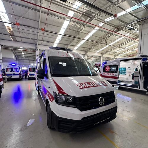 Ambulancia para cuidados intensivos - Volkswagen Crafter - ICU AUTOMOTIVE IMPORT EXPORT AND CONSULTING. - para incubadora neonatal / de traslado / furgoneta