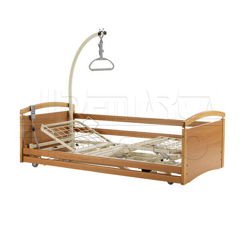 Cama de hospital - 3802B - Demarta Virginio - eléctrica / de altura regulable / con ruedas