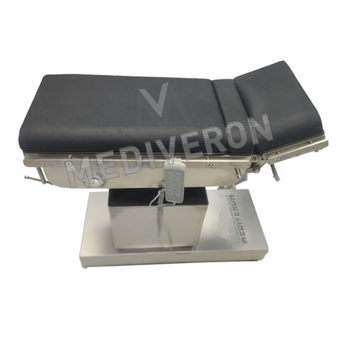 Mesa de operaciones para urología - Mediveron - eléctrica / pediátrica / radiotransparente
