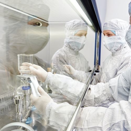 Guante de nitrilo - SmartClean™ - Smart Glove Corporation Sdn Bhd - para sala blanca / ambidiestros / L