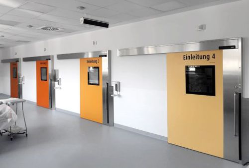 Puerta de protección - MSS Metall Tec GbR - para sala de operaciones / telescópica / corredera