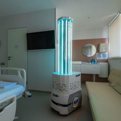 robot de desinfección UVC - Wolf-e Robotics