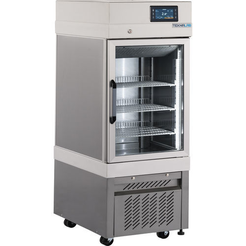 Refrigerador de farmacia - 0021 NFN - Teknaline Srl - médico / vertical / con 1 puerta