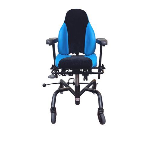 Silla pediátrica - Real 9300 - Mercado Medic Deutschland GmbH - con reposabrazos / portátil / con reposapiés