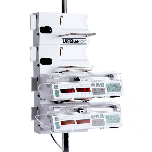 Estación de infusión multivía - UniQueDOC™ - Arcomed AG Medical Systems - volumétrica / modular