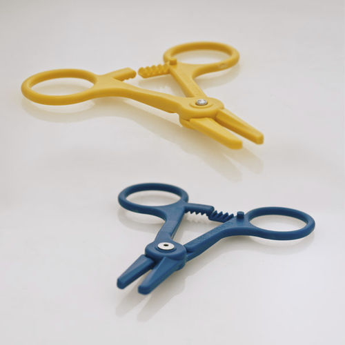 Fijador de tubos para hemodiálisis - MPC200  - CardioMed Supplies 