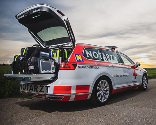 Ambulancia - VW Passat - Dlouhy