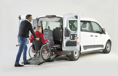 Vehículo para discapacitados furgoneta - Ford Connect - Dlouhy - acceso posterior