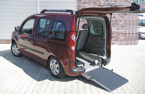 Vehículo para discapacitados furgoneta - Renault Kangoo - Dlouhy - acceso posterior