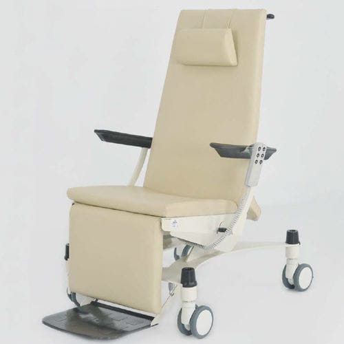 Silla de traslado de pacientes de interior - 90111402 - DOLSAN MEDICAL - con ruedas / con respaldo regulable / ergonómica
