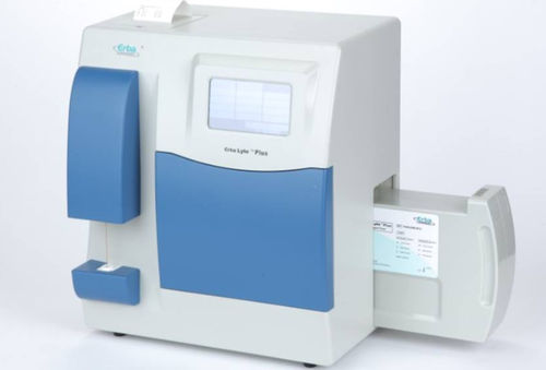 Analizador de electrolitos automatizado - LYTE - ERBA Diagnostics Mannheim - pH / K+ / Cl-