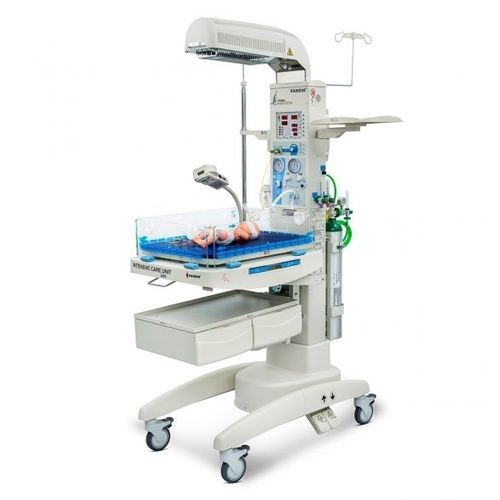 Mesa de reanimación neonatal con ventilador - Ampla® 2085 LED  - Fanem - con ruedas
