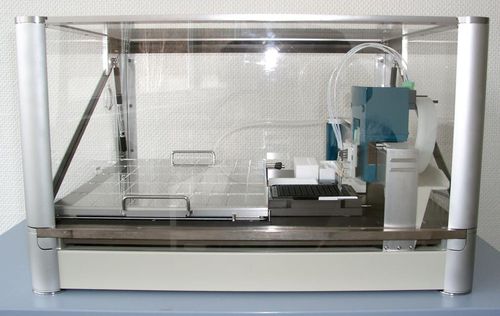 Sistema de automatización de laboratorio por pipeteo - Nano Plotter - GeSiM