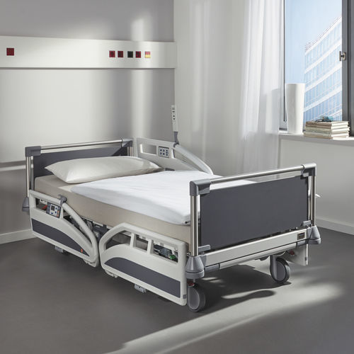 Cama de hospital - Evario - Stiegelmeyer GmbH & Co. KG - eléctrica / de altura regulable / Trendelenburg