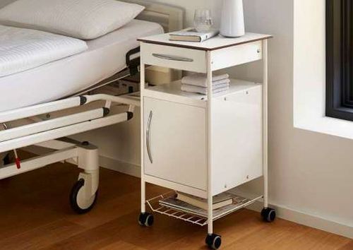 Mesa de cabecera con ruedas - Velo - Stiegelmeyer GmbH & Co. KG - con bandeja de cama / con cajones