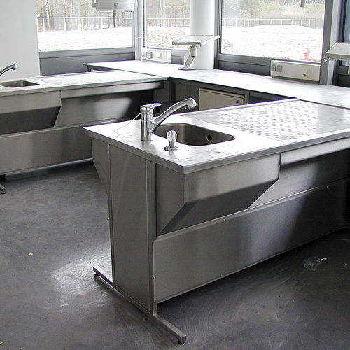 Estación de trabajo de laboratorio de macroscopia - UCS-E-1500-D - KUGEL medical GmbH & Co. KG - para preparación de muestras / de pie / con ventilación descendente