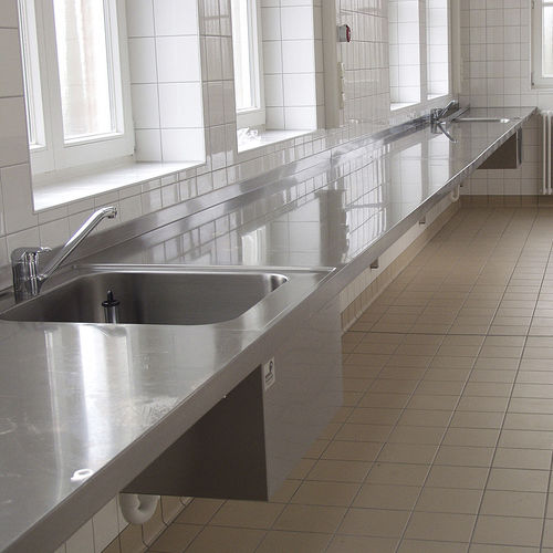 Plataforma de trabajo de laboratorio - A-U-800 - KUGEL medical GmbH & Co. KG - con fregadero / de acero inoxidable / de pared
