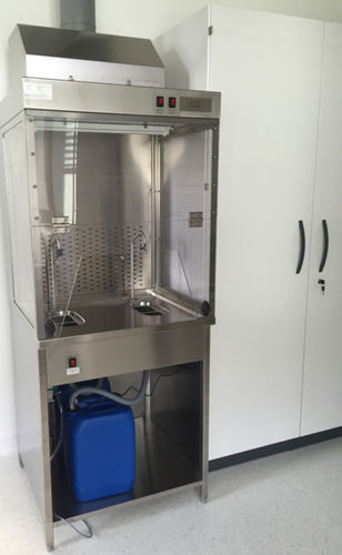 Estación de trabajo de distribución de formol - FDS-760W - KUGEL medical GmbH & Co. KG - con fregadero / con campana / en isla