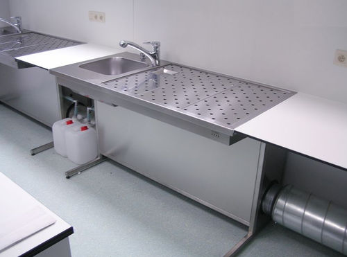 Estación de trabajo de laboratorio de macroscopia - UCS-2250 - KUGEL medical GmbH & Co. KG - para preparación de muestras / de mesa / con fregadero