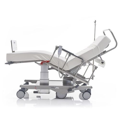 Sillón para tratamiento eléctrico - ZeroG - Novak M - de 1 sección / con reposapiés / con ruedas