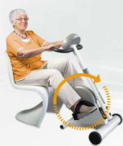 Pedaleador de ejercicio piernas - MOTOmed viva2 - RECK-Technik - con asiento
