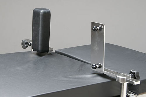 Soporte para hombros para cirugía de hombro - 10-350 - Reison Medical - para mesa de operaciones / de posicionamiento / doble