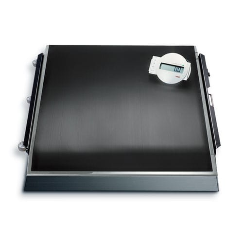 Plataforma de pesaje electrónica - 675 - seca - para silla de ruedas / para humanos / móvil
