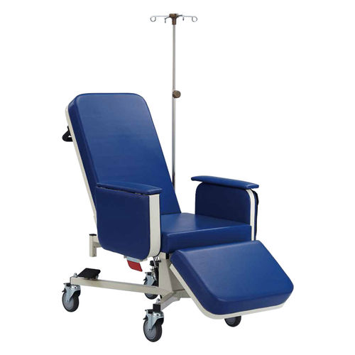 Sillón para hemodiálisis manual - CA-008 - Sigma-Care Development  - de 3 secciones / con ruedas / con reposapiernas