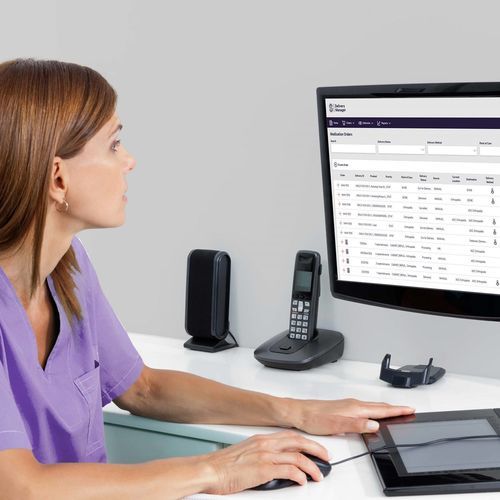 Software con sistema de seguimiento - Delivery Manager - Swisslog Healthcare - de laboratorio / de hospital / en tiempo real