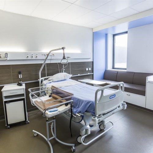 Unidad médica de cabecera horizontal - FLUIDYS - TLV Healthcare - para unidad de cuidados intensivos / para habitación de pacientes / con luz