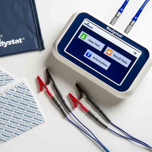 Analizador de la composición corporal por bioimpedancia - Bodystat 500 - Bodystat - para la medición de la masa adiposa / pediátrico / de diálisis