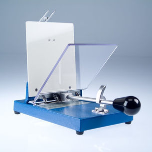 Prensa de plasma manual - 4R4414 - Fresenius Kabi