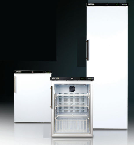 Refrigerador de laboratorio - LFE 110 - AccsA'tech - para laboratorio / de tipo armario / con 1 puerta